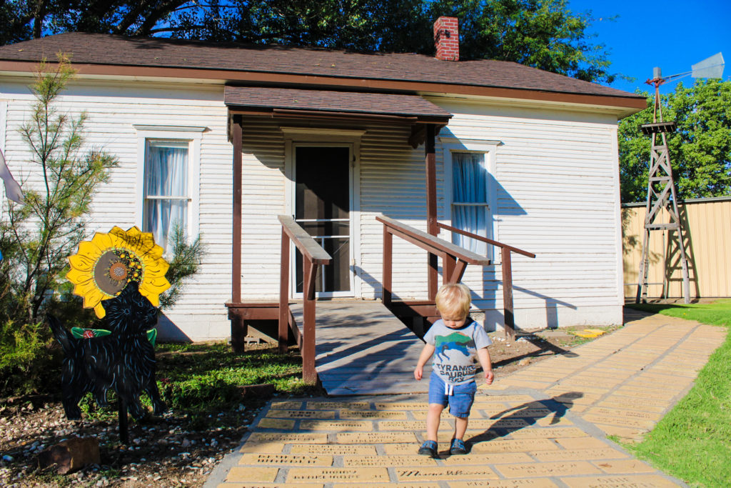 What You Need To Know About Visiting Dorothy’s House and the Land of Oz